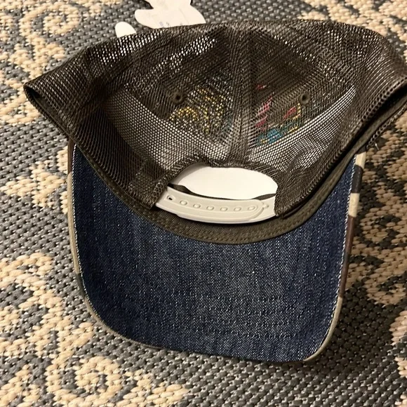 NWT Ed Hardy Camo Trucker Hat
